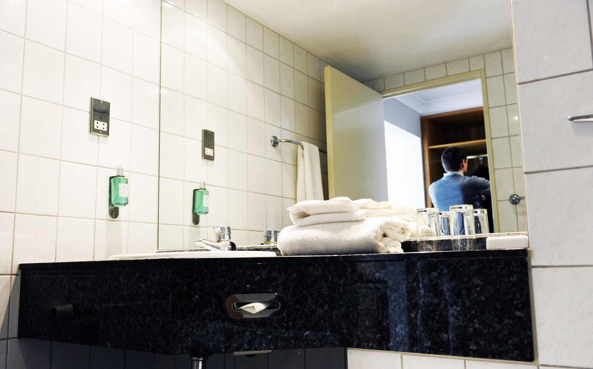 Stoke By Nayland Hotel, Golf & 4* Leavenheath